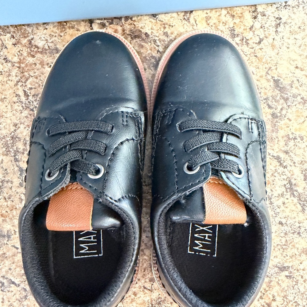 Max and Jake Black Leather Toddler Shoes